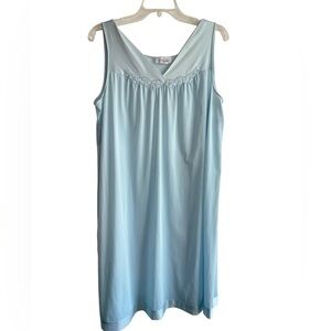 Vintage 70s Vanity Fair Womens Size Large Blue Nylon Nightgown Floral Applique